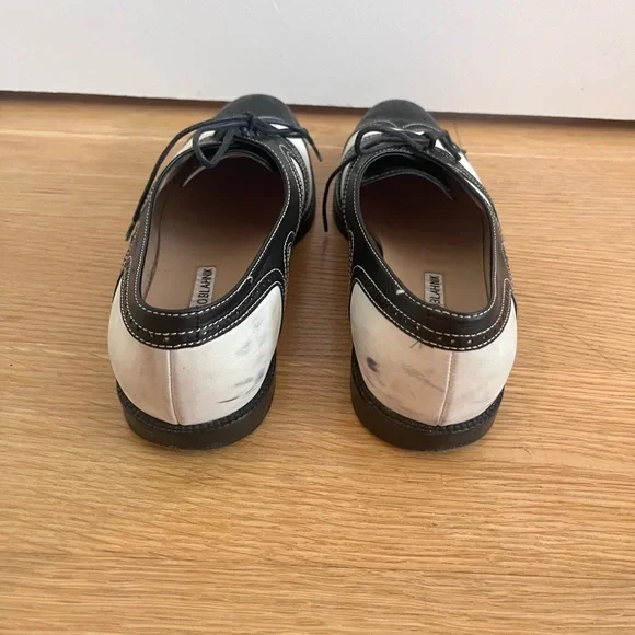 MANOLO BLAHNIK Vintage Black and White Oxford Dress Shoes - Picture 3 of 9